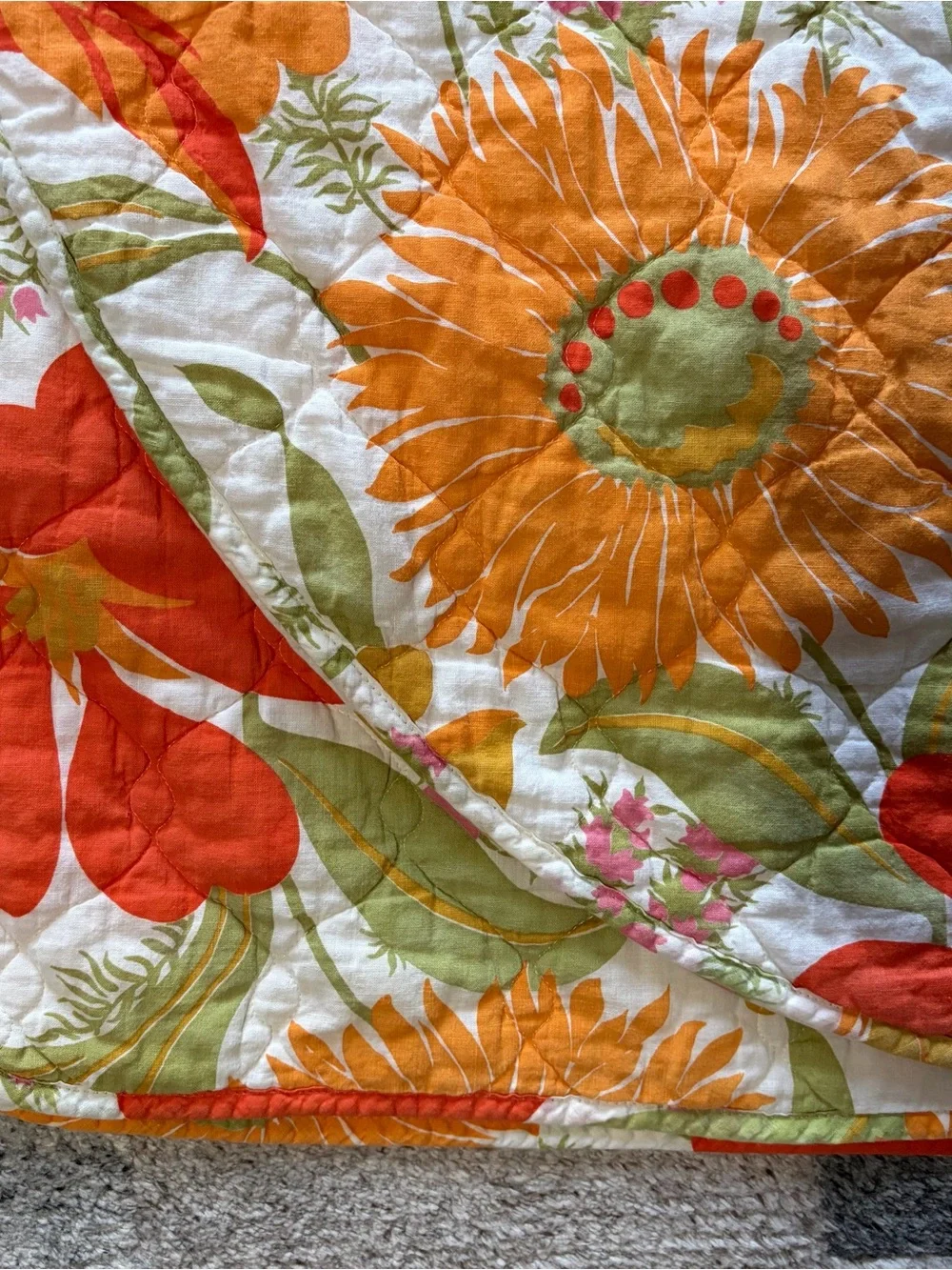Vintage 1970s Flower Power Twin Bedspread Quilt Groovy Orange Yellow Floral READ